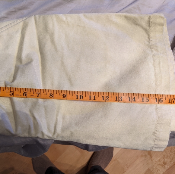 Lauren Ralph Lauren pastel yellow shorts - Picture 5 of 7